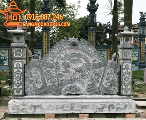 Cuốn thư đá có thiết kế phần hông thành hai cột đèn